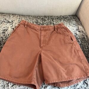 GUC! Aritzia Sunday Best Jaden Short size 2, 7-inch inseam